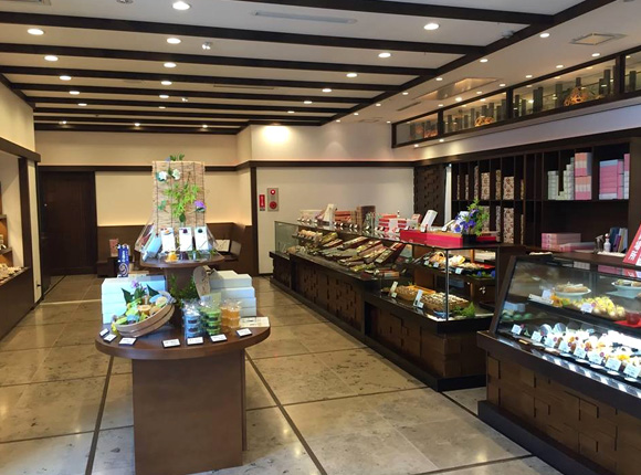 佐藤店 店舗のご案内 浜松のお菓子処 春華堂